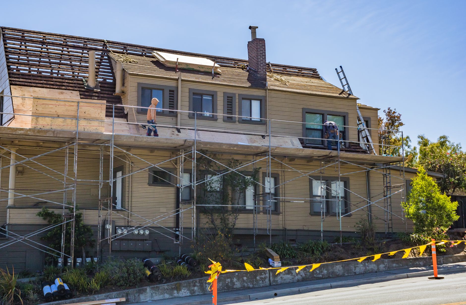 Roofing Contractor